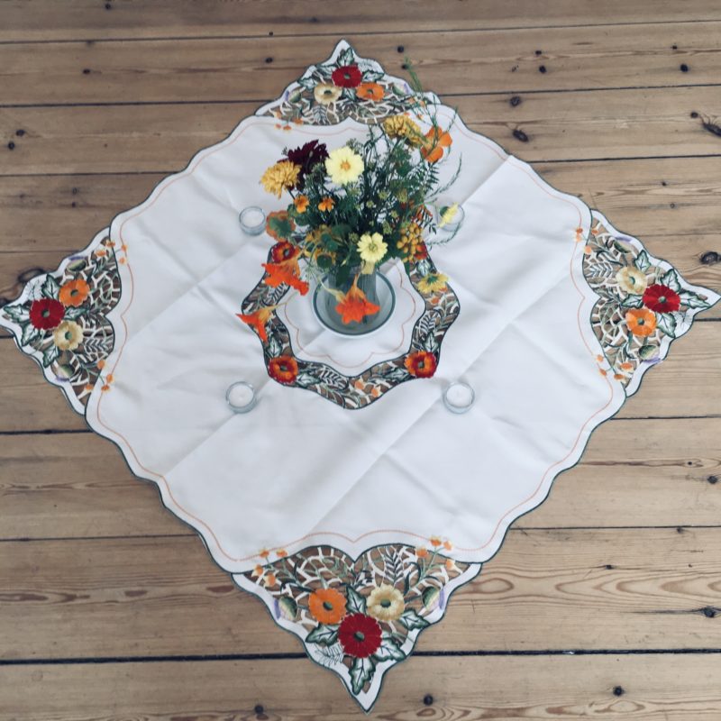 Jenny Centre Piece 1